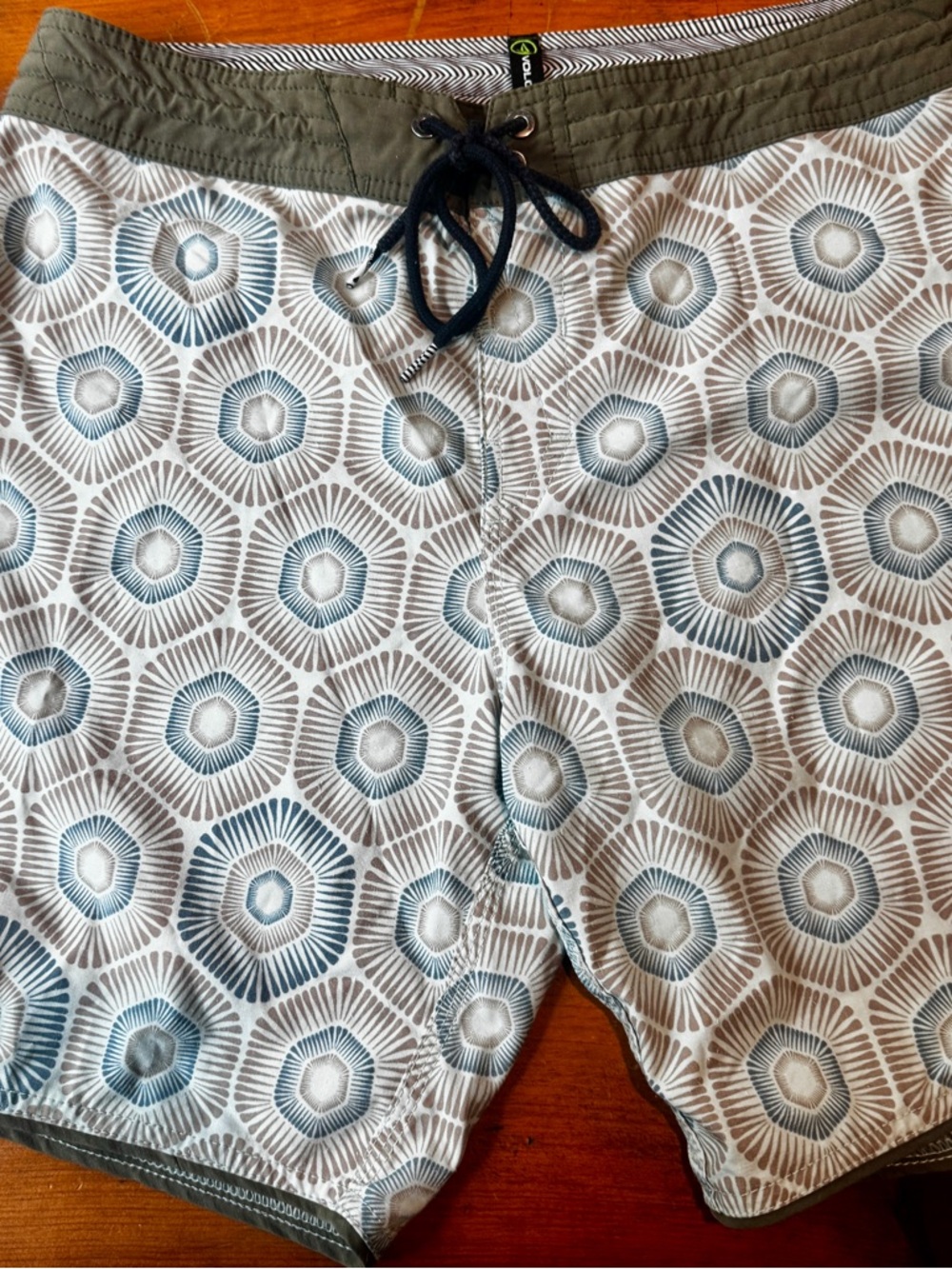 32” Men’s 9”Board Shorts in Olive, Blue, White Geometric Print